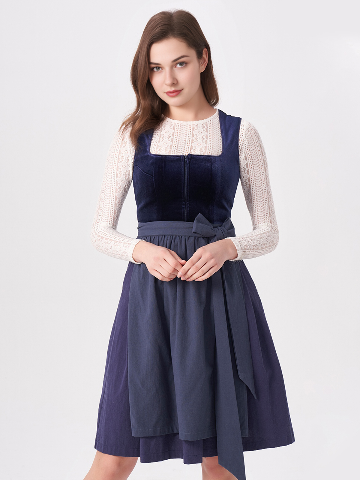 Hochwertiges Dirndl in Blau