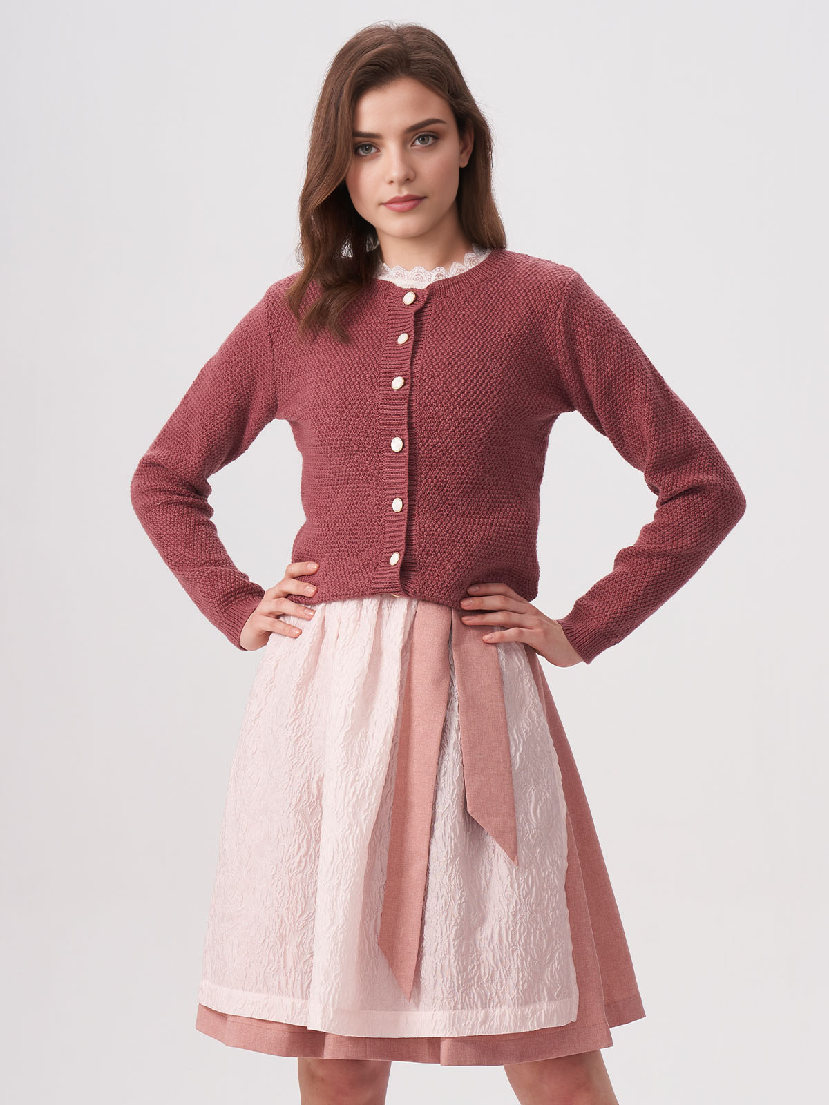 Dirndl in Lila – eleganter Look für jeden Anlass